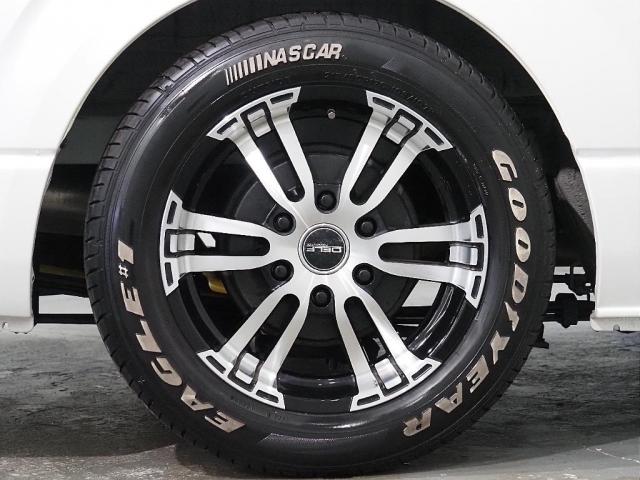 ハイエースバン スーパーＧＬ　ダークプライムＩＩ　ハイエース　ワイドバン　ディーゼル　両側パワースライドドア　ブラックエディション　アルパイン１１インチＢＩＧ－Ｘ　フリップダウンモニター　オリジナルベッドキッド　ローダウン　アルミホイール　テール（8枚目）