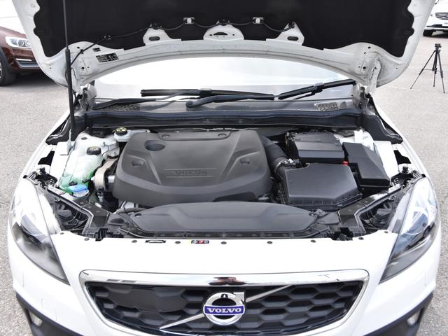 クロスカントリー D4 SE 黒本革シート 禁煙車 2年保証付(20枚目)