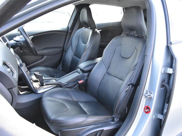 クロスカントリー T5 AWD アイシン製オートマチック チャコール本革シート シートヒーター リヤビューカメラ 8ウェイパワーシート アダプティブクルーズコントロール 地上デジタルTV 禁煙車 2年保証付(14枚目)