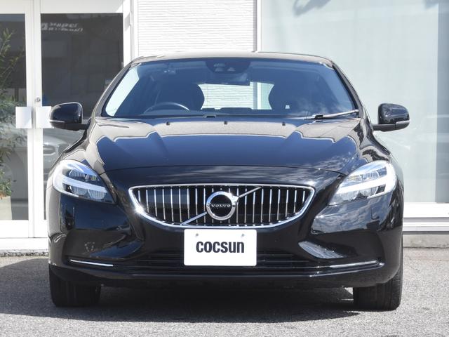 Ｖ４０ Ｔ３　インスクリプション　アイシン製６速オートマチックトランスミッション　チャコール本革シート　純正ナビゲーション　地上デジタルＴＶ　リアビューカメラ　ＥＴＣ　パワーシート　アダプティブクルーズコントロール　禁煙車　２年保証付（5枚目）