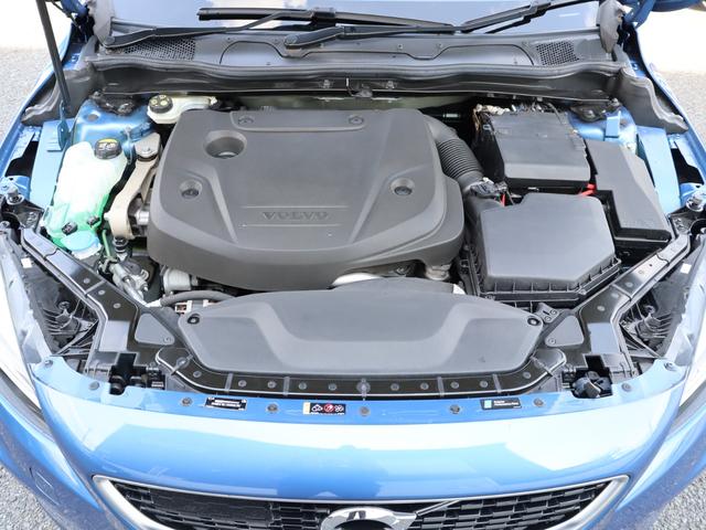 Ｖ４０ Ｄ４　Ｒデザイン　ポールスターエディション　ワンオーナー　１５０台限定車　ポールスター・パフォーマンス・パッケージ　パフォーマンス・エキゾーストセット　本革／パーフォレーテッドレザーシート　ハイグロスグリルメッシュ　ドライブレコーダー　禁煙車（36枚目）