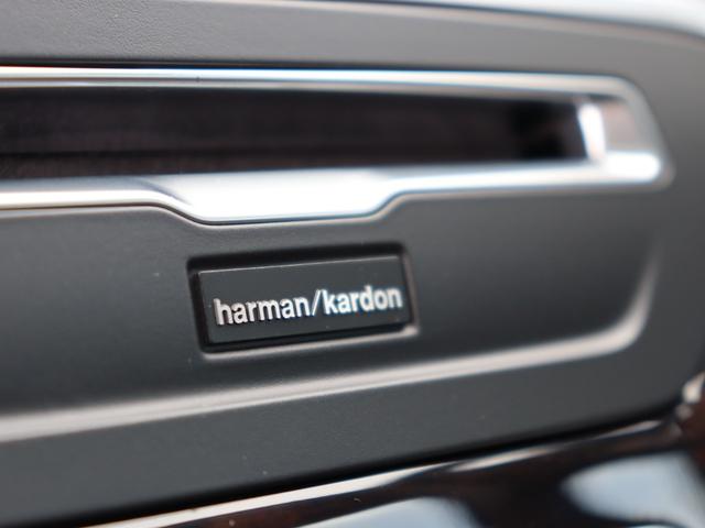 Ｔ５　クラシック　インスクリプションインテリア　ｈａｒｍａｎ／ｋａｒｄｏｎプレミアムサウンド　サンルーフ　アイシン８速ＡＴ　シートベンチレーション　パワーテールゲート　アーバンウッドパネル　シートヒーター　リアカメラ(18枚目)