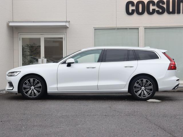 Ｖ６０ Ｂ５　インスクリプション　ワンオーナー　ｈａｒｍａｎ／ｋａｒｄｏｎプレミアムオーディオ　パーフォレーテッド／ファインナッパレザー　ブロンドインテリア　シートヒーター　シートベンチレーション　ステアリングヒーター　禁煙車（11枚目）