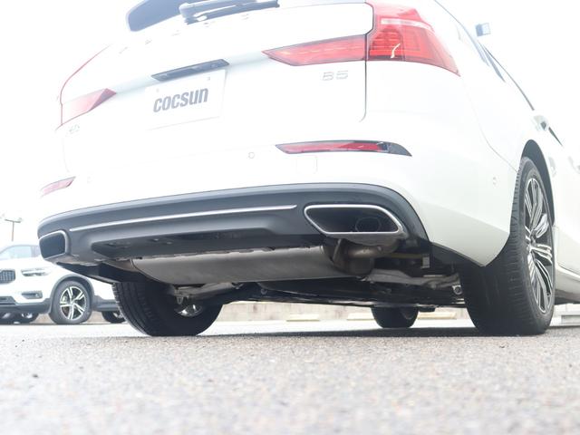 Ｖ６０ Ｂ５　インスクリプション　ワンオーナー　ｈａｒｍａｎ／ｋａｒｄｏｎプレミアムオーディオ　パーフォレーテッド／ファインナッパレザー　ブロンドインテリア　シートヒーター　シートベンチレーション　ステアリングヒーター　禁煙車（44枚目）