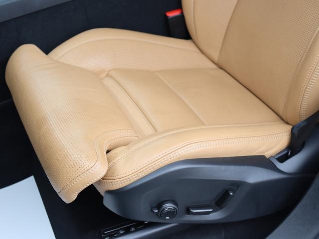 ＸＣ９０ Ｄ５　ＡＷＤ　インスクリプション　エアサスペンション　ｈａｒｍａｎ／ｋａｒｄｏｎプレミアムオーディオ　アンバー／パーフォレーテッドファインナッパレザー　ポールスターソフトウェア　シートヒーター　シートベンチレーション　禁煙車（37枚目）