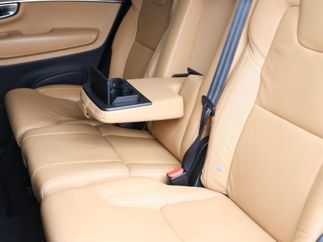 ＸＣ９０ Ｄ５　ＡＷＤ　インスクリプション　エアサスペンション　ｈａｒｍａｎ／ｋａｒｄｏｎプレミアムオーディオ　アンバー／パーフォレーテッドファインナッパレザー　ポールスターソフトウェア　シートヒーター　シートベンチレーション　禁煙車（39枚目）