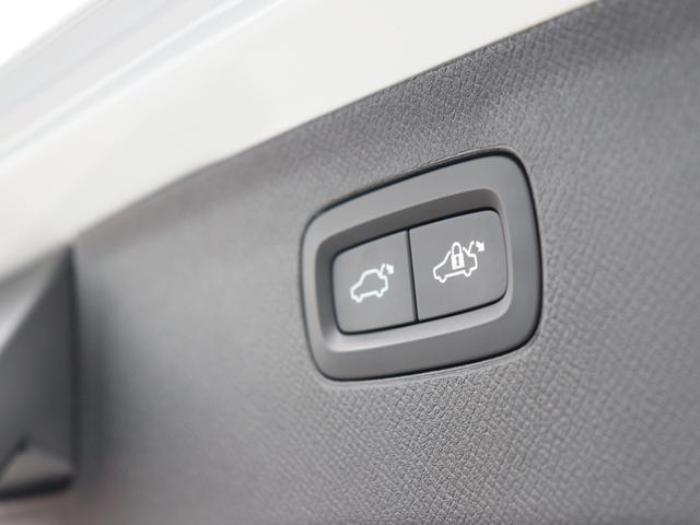 ＸＣ９０ Ｄ５　ＡＷＤ　インスクリプション　エアサスペンション　ｈａｒｍａｎ／ｋａｒｄｏｎプレミアムオーディオ　アンバー／パーフォレーテッドファインナッパレザー　ポールスターソフトウェア　シートヒーター　シートベンチレーション　禁煙車（44枚目）