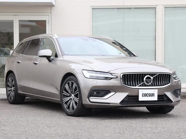 Ｖ６０ Ｔ５　インスクリプション　ｈａｒｍａｎ／ｋａｒｄｏｎプレミアムオーディオ　アンバー／パーフォレーテッドファインナッパレザー　マッサージ機能　シートヒーター　シートベンチレーション　リアエアコン　ドライブレコーダー　禁煙車（6枚目）