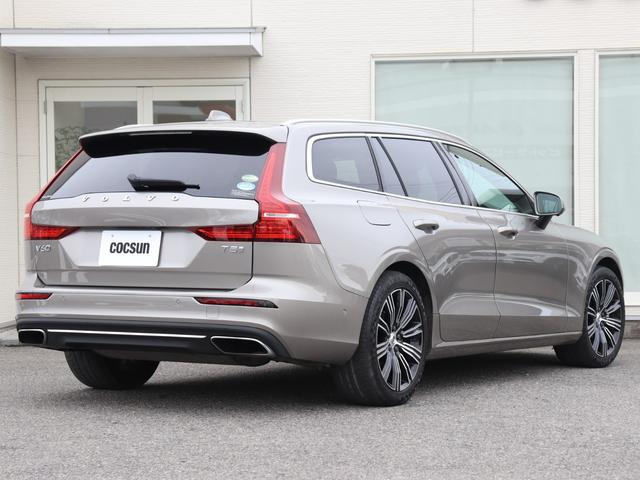 Ｖ６０ Ｔ５　インスクリプション　ｈａｒｍａｎ／ｋａｒｄｏｎプレミアムオーディオ　アンバー／パーフォレーテッドファインナッパレザー　マッサージ機能　シートヒーター　シートベンチレーション　リアエアコン　ドライブレコーダー　禁煙車（8枚目）