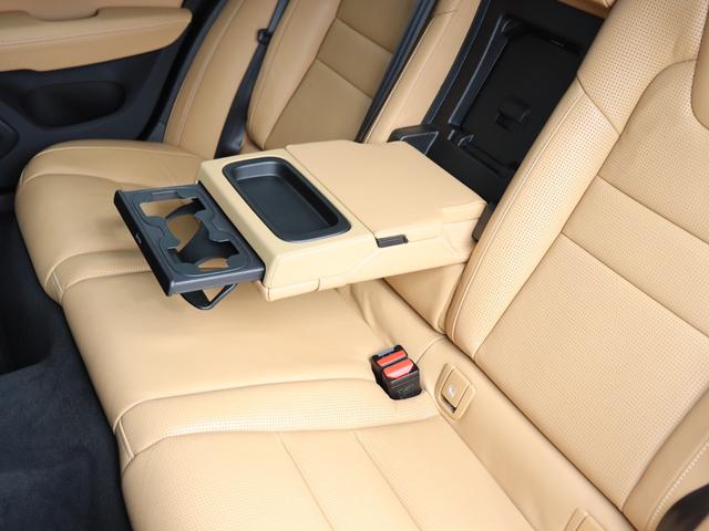 Ｖ６０ Ｔ５　インスクリプション　ｈａｒｍａｎ／ｋａｒｄｏｎプレミアムオーディオ　アンバー／パーフォレーテッドファインナッパレザー　マッサージ機能　シートヒーター　シートベンチレーション　リアエアコン　ドライブレコーダー　禁煙車（40枚目）