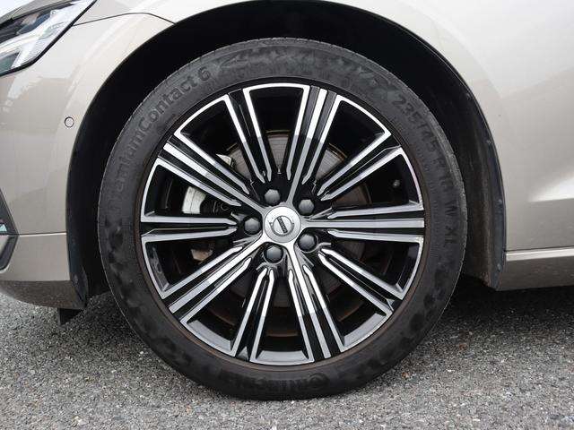 Ｖ６０ Ｔ５　インスクリプション　ｈａｒｍａｎ／ｋａｒｄｏｎプレミアムオーディオ　アンバー／パーフォレーテッドファインナッパレザー　マッサージ機能　シートヒーター　シートベンチレーション　リアエアコン　ドライブレコーダー　禁煙車（57枚目）