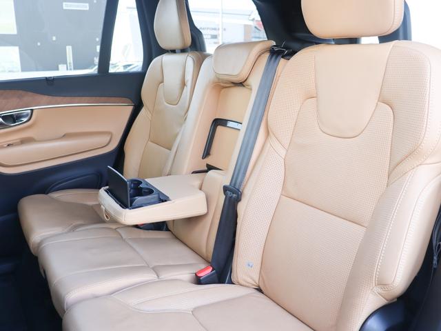 XC90 T6 AWD インスクリプション パーフォレーテッドファインナッパレザー シートヒーター シートベンチレーション ステアリングヒーター リアシートヒーター/エアコン パワーテールゲート ドライブレコーダー CD 禁煙車(40枚目)