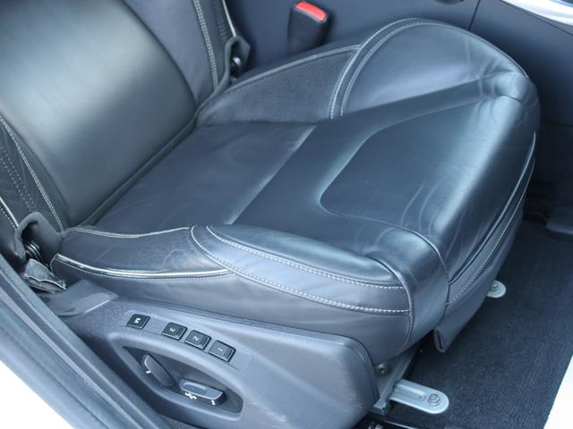 当社は、ボルボ・カー・ジャパン認定の『ボルボサービスパートナープログラム』加盟店として、ボルボ純正部品を使用した信頼性の高いサービスを提供しております。※当社推奨社外部品も使用しています。