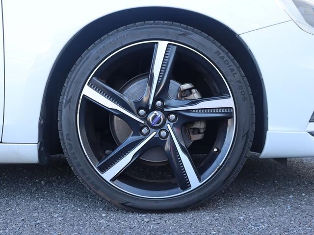 ボルボの販売から整備、買取、部品販売、カスタマイズに至るまで様々なサービスをお届けしています。