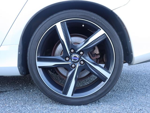 【基本保証項目７０項目】エンジン機構（シリンダーブロック構成部品・シリンダーヘッド構成部品）３９項目、動力伝達装置（トランスミッション部品）１５項目、制動装置（ブレーキシステム部品）１６項目を保証。