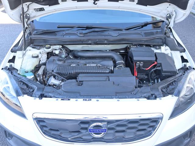 Ｖ４０ クロスカントリー　Ｔ５　ＡＷＤ　テキスタイルシート　運転席パワーシート　ナビゲーション　リアビューカメラ　ＰＣＣキーレスドライブ　１７インチアルミホイール　アイドリングストップ　アダプティブクルーズコントロール　ドライブレコーダー（40枚目）