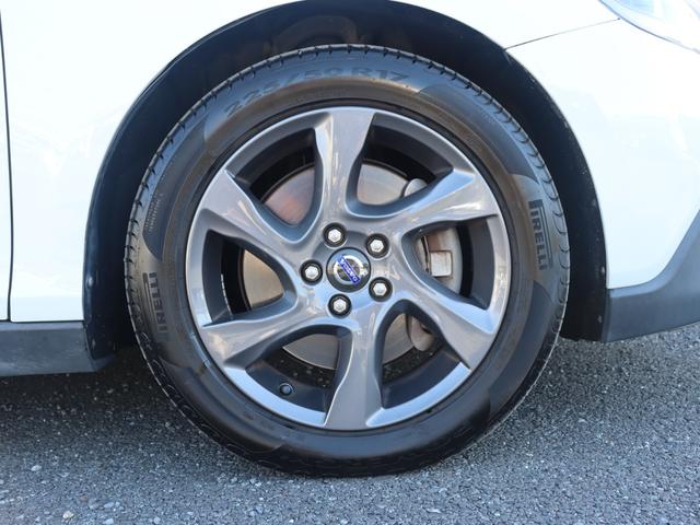 Ｖ４０ クロスカントリー　Ｔ５　ＡＷＤ　テキスタイルシート　運転席パワーシート　ナビゲーション　リアビューカメラ　ＰＣＣキーレスドライブ　１７インチアルミホイール　アイドリングストップ　アダプティブクルーズコントロール　ドライブレコーダー（46枚目）