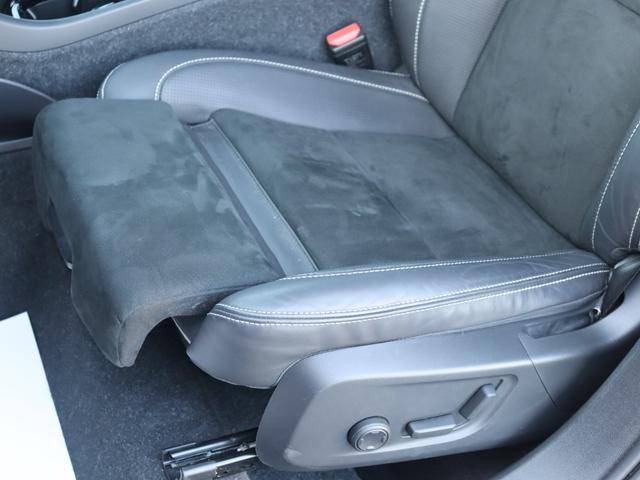 ＸＣ４０ Ｂ４　ＡＷＤ　Ｒデザイン　ｈａｒｍａｎ／ｋａｒｄｏｎプレミアムオーディオ　ヌバック／本革コンビシート　シートヒーター　ナビゲーション　３６０°ビューカメラ　ステアリングヒーター　リアシートヒーター　パワーテールゲート　禁煙車（34枚目）