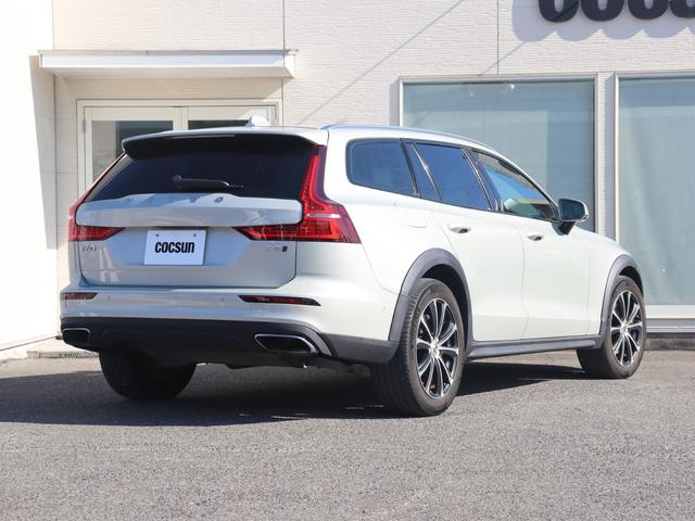 【消耗部品７品目の新品交換】エンジンオイル、オイルフィルター、メインバッテリー、前後ワイパーゴム、ブレーキフルード、冷却水、エアコンフィルターを新品交換します。