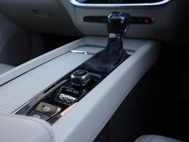 【エンジン・ミッション・ブレーキ機構を２年間無料で保証】コクスンの販売するボルボ中古車は全車に無料で２年間の保証（基本保証）が付帯されます。