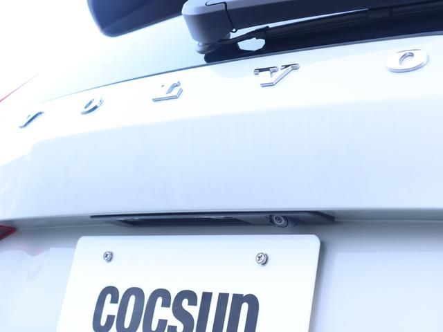 北名古屋店、土浦店は指定整備工場を所有。野田店、横浜店には認証整備工場を所有しています。それぞれの拠点に整備リフトやテスター等の設備機器を完備しています。