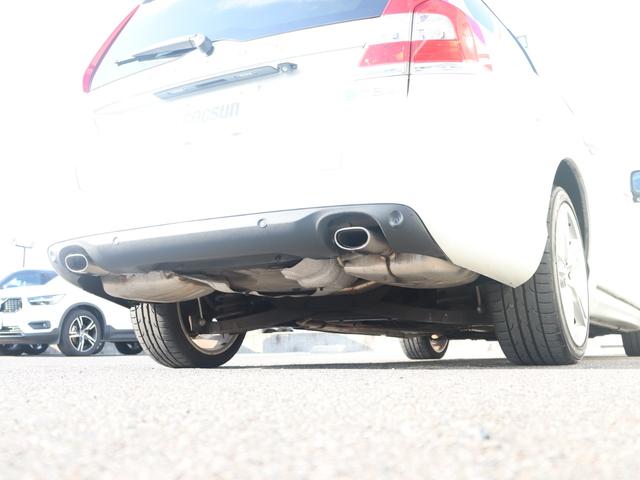 Ｖ７０ Ｔ５　クラシック　ｈａｒｍａｎ／ｋａｒｄｏｎプレミアムオーディオ　チルトアップ機構付サンルーフ　パーフォレーテッドレザーシート　シートヒーター　シートクーラー　アーバンウッドパネル　ドライブレコーダー　禁煙車（40枚目）