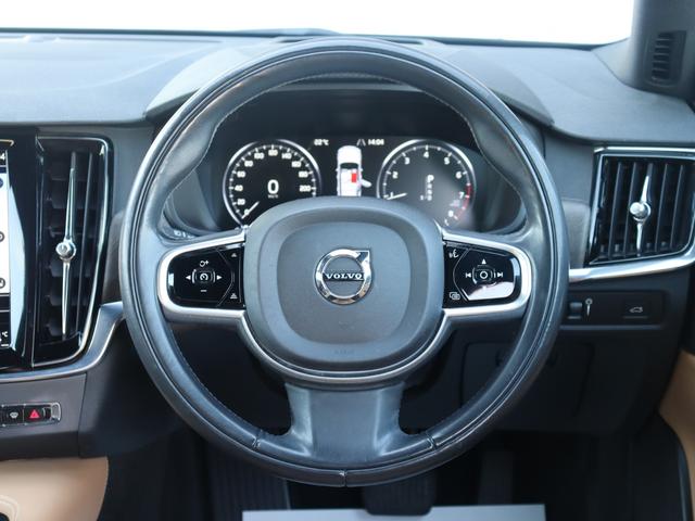 Ｖ９０ クロスカントリー　Ｔ５　ＡＷＤ　サマム　１９インチアルミホイール　パーフォレーテッドファインナッパレザー　マッサージ機能　シートヒーター　シートベンチレーション　リアエアコン　ナビゲーション　３６０°ビューカメラ　ドライブレコーダー　禁煙車（12枚目）