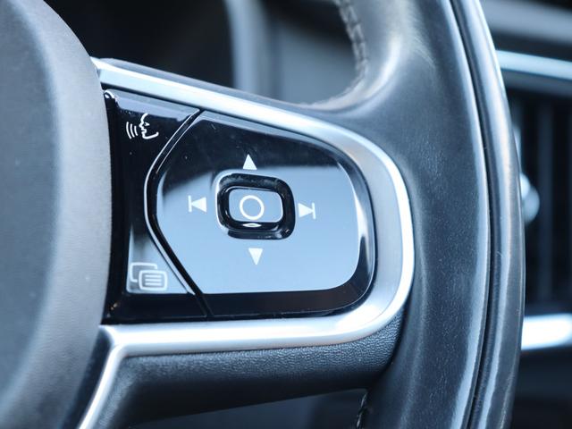 Ｖ９０ クロスカントリー　Ｔ５　ＡＷＤ　サマム　１９インチアルミホイール　パーフォレーテッドファインナッパレザー　マッサージ機能　シートヒーター　シートベンチレーション　リアエアコン　ナビゲーション　３６０°ビューカメラ　ドライブレコーダー　禁煙車（15枚目）