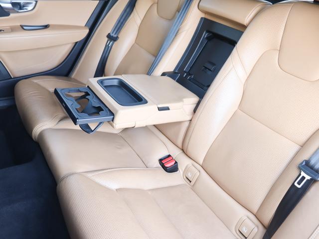 Ｖ９０ クロスカントリー　Ｔ５　ＡＷＤ　サマム　１９インチアルミホイール　パーフォレーテッドファインナッパレザー　マッサージ機能　シートヒーター　シートベンチレーション　リアエアコン　ナビゲーション　３６０°ビューカメラ　ドライブレコーダー　禁煙車（36枚目）