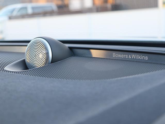 V90 クロスカントリー T6 AWD サマム エアサスペンション Bowers&Wilkinsプレミアムオーディオ パノラマガラスサンルーフ ポールスターエンジニアードソフトウェア ドライブレコーダー パーフォレーテッドファインナッパレザー 禁煙(19枚目)