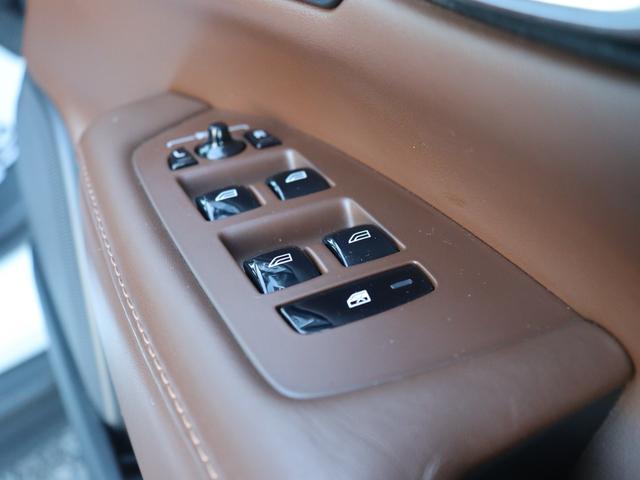 V90 クロスカントリー T6 AWD サマム エアサスペンション Bowers&Wilkinsプレミアムオーディオ パノラマガラスサンルーフ ポールスターエンジニアードソフトウェア ドライブレコーダー パーフォレーテッドファインナッパレザー 禁煙(31枚目)