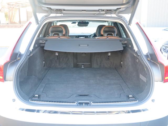 V90 クロスカントリー T6 AWD サマム エアサスペンション Bowers&Wilkinsプレミアムオーディオ パノラマガラスサンルーフ ポールスターエンジニアードソフトウェア ドライブレコーダー パーフォレーテッドファインナッパレザー 禁煙(39枚目)