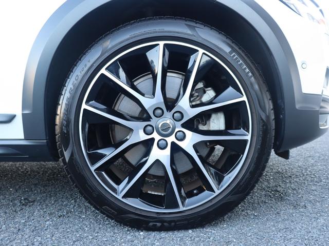 V90 クロスカントリー T6 AWD サマム エアサスペンション Bowers&Wilkinsプレミアムオーディオ パノラマガラスサンルーフ ポールスターエンジニアードソフトウェア ドライブレコーダー パーフォレーテッドファインナッパレザー 禁煙(50枚目)