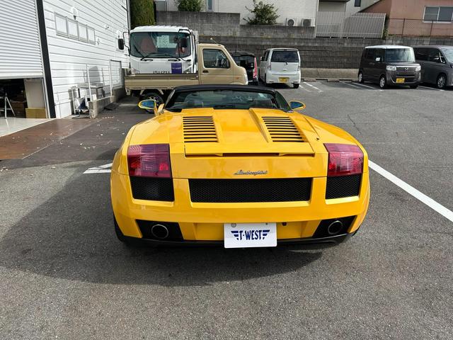 ガヤルド・スパイダー ベースグレード　ｅギア　４ＷＤ（6枚目）