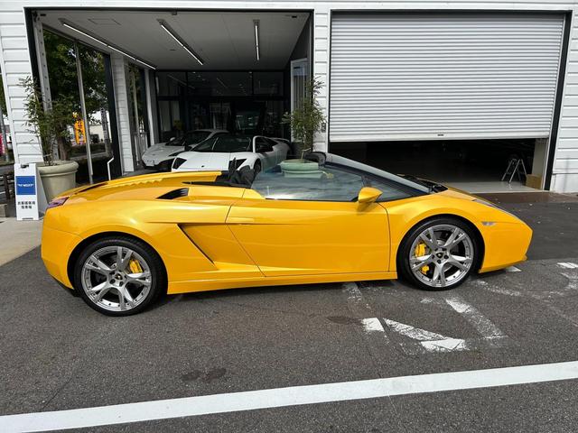 ガヤルド・スパイダー ベースグレード　ｅギア　４ＷＤ（8枚目）