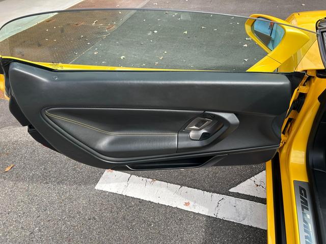 ガヤルド・スパイダー ベースグレード　ｅギア　４ＷＤ（11枚目）