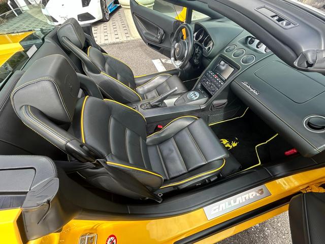 ガヤルド・スパイダー ベースグレード　ｅギア　４ＷＤ（16枚目）