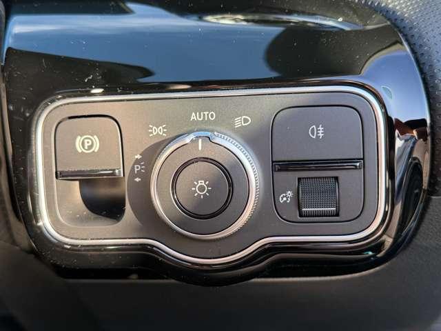 CLAクラス シューティングブレーク CLA200d シューティングブレークAMGラインP MP202402(42枚目)