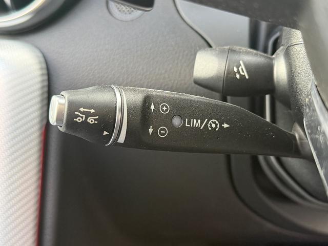 ＳＬＣ ＳＬＣ１８０　スポーツ　ファイナルエディション　ワンオーナー　マジックスカイコントロールパノラミックバリオルーフ（7枚目）