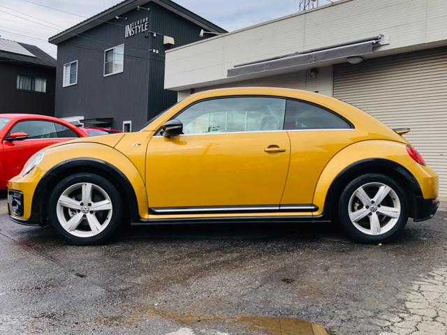 ザ・ビートル Ｒライン　１．４Ｌターボ　クールスターＰ　１オーナー車　純正ナビＴＶ　バックカメラ　ドライブレコーダー　ＥＴＣ　Ｐスタート　スマートキ　ＨＩＤ／ＬＥＤヘッドライト　純正１７インチアルミ　前後コーナーセンサー（3枚目）