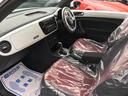ザ・ビートル ブロッサム　限定車　全国限定１５０台　１オーナー車　専用ブラック＆レッド２トーンシート　シートヒーター　プッシュスタート　スマートキー　フラワーベース　前後センサー　ＬＥＤ／ＨＩＤオートライト　純正アルミ（8枚目）