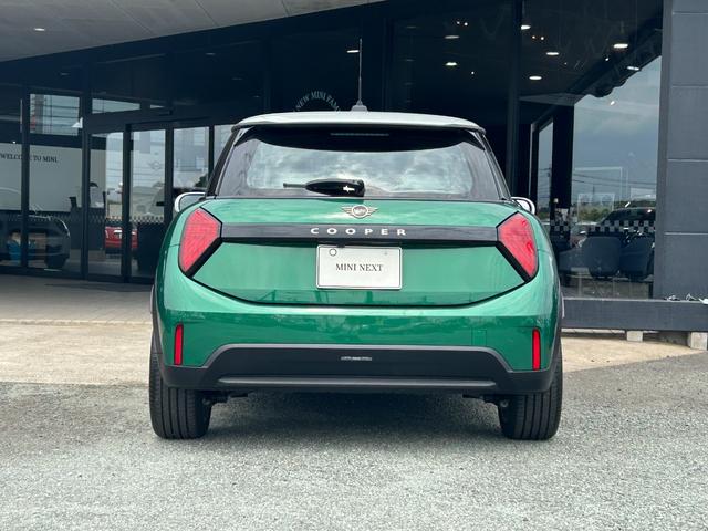 MINI クーパーC フェイバリット・トリム ナビ ETC2.0 アップルカープレイ アンドロイドオート リアカメラ(6枚目)