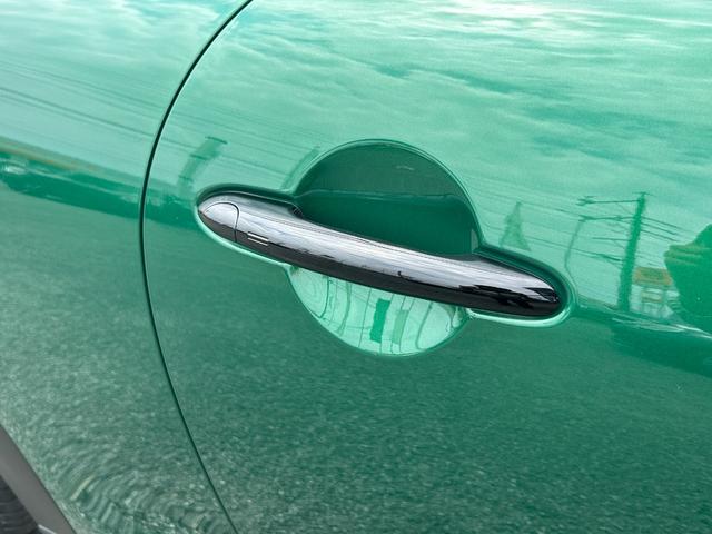 MINI クーパーC フェイバリット・トリム ナビ ETC2.0 アップルカープレイ アンドロイドオート リアカメラ(12枚目)