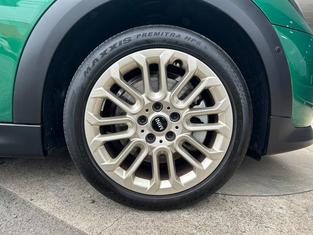 MINI クーパーC フェイバリット・トリム ナビ ETC2.0 アップルカープレイ アンドロイドオート リアカメラ(15枚目)