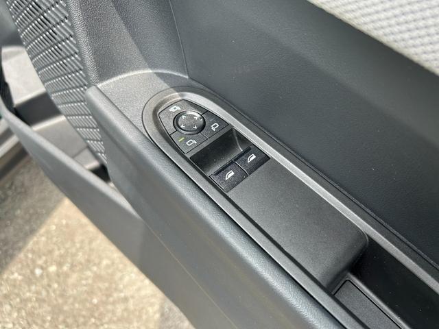 MINI クーパーC フェイバリット・トリム ナビ ETC2.0 アップルカープレイ アンドロイドオート リアカメラ(20枚目)