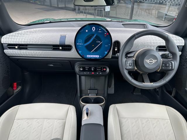 MINI クーパーC フェイバリット・トリム ナビ ETC2.0 アップルカープレイ アンドロイドオート リアカメラ(22枚目)