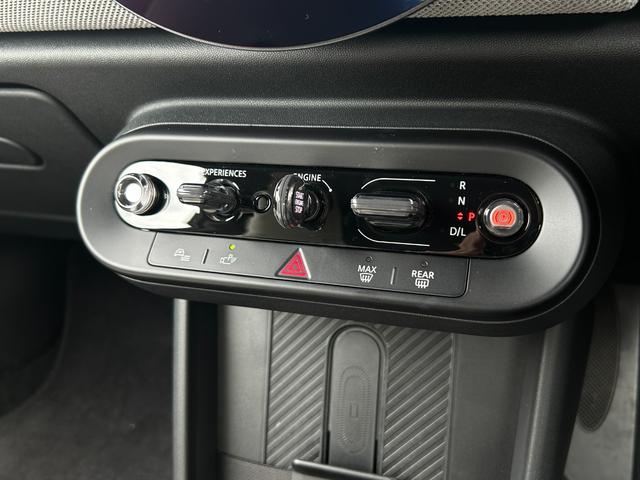 MINI クーパーC フェイバリット・トリム ナビ ETC2.0 アップルカープレイ アンドロイドオート リアカメラ(31枚目)