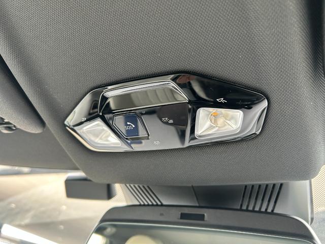 MINI クーパーC フェイバリット・トリム ナビ ETC2.0 アップルカープレイ アンドロイドオート リアカメラ(36枚目)