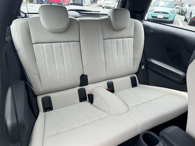 MINI クーパーC フェイバリット・トリム ナビ ETC2.0 アップルカープレイ アンドロイドオート リアカメラ(39枚目)