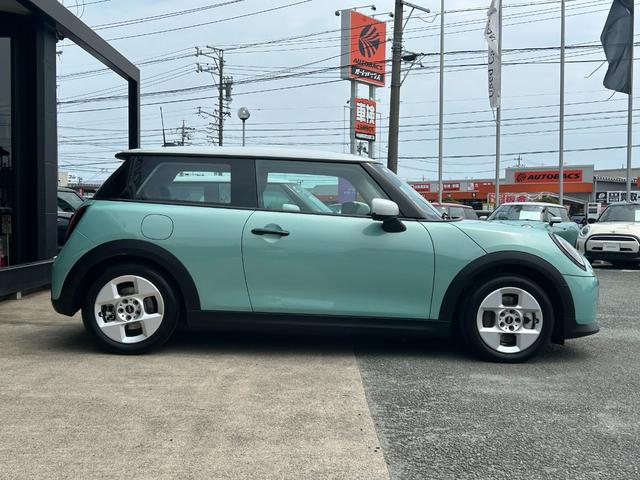 MINI クーパーC クラシック・トリム ナビ アップルカープレイ アンドロイドオート リアカメラ(4枚目)